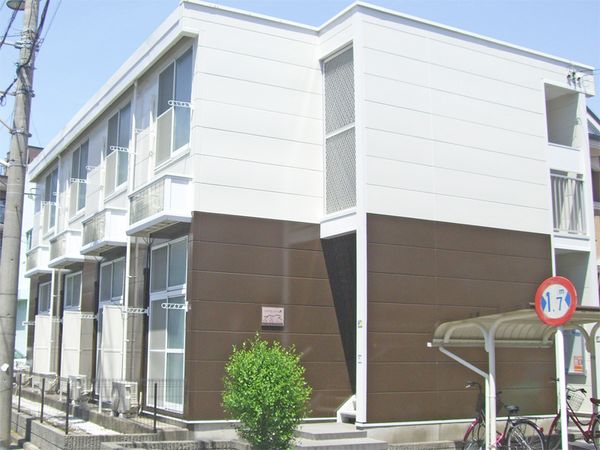 レオパレス入江 外観