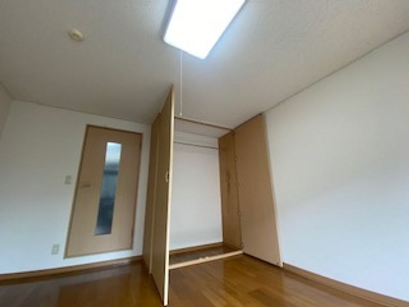レオパレス日生ひがし 収納