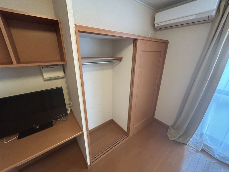 レオパレスエルドラド 収納
