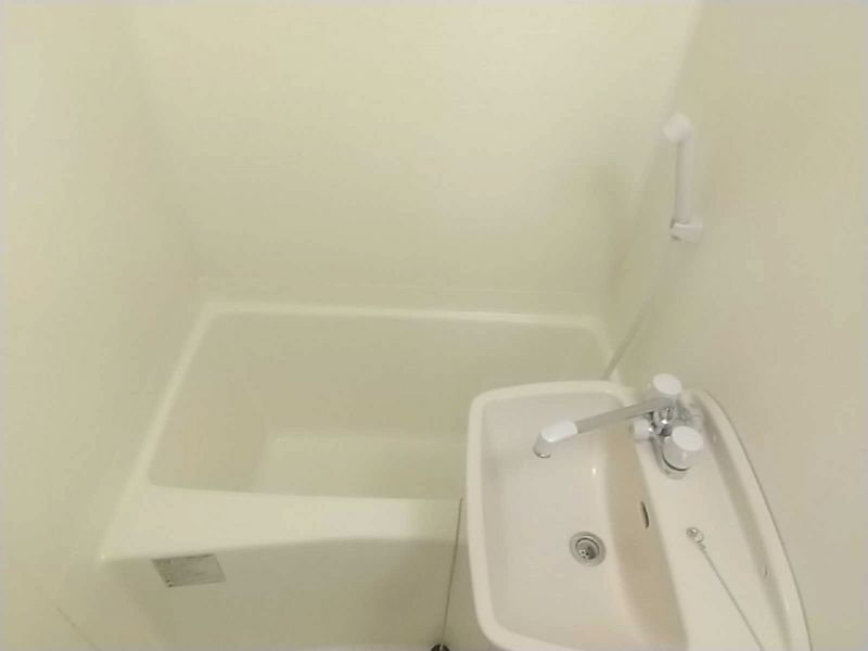 レオパレス山茶花 風呂