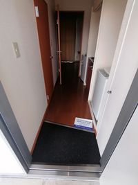 レオパレス皐月 玄関