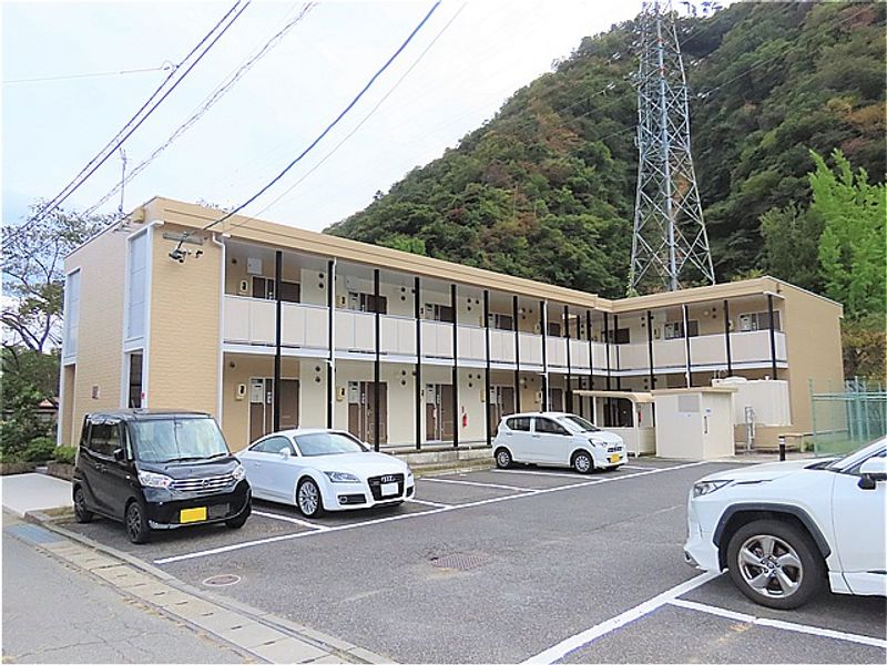 レオパレス裾花 外観