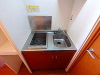 レオパレスメイプルコートⅠ号館 キッチン