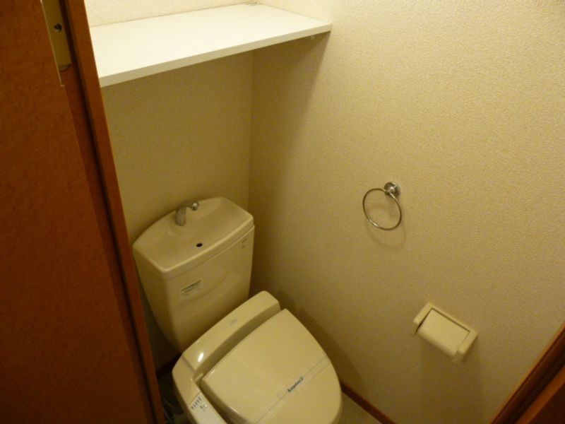 レオパレス山王 トイレ