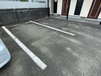 レオパレス師岡 駐車場