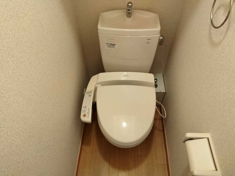 レオパレスモンジュイ トイレ