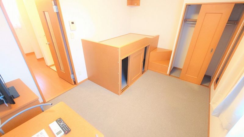 レオパレスグリーンテラスＭ 居間