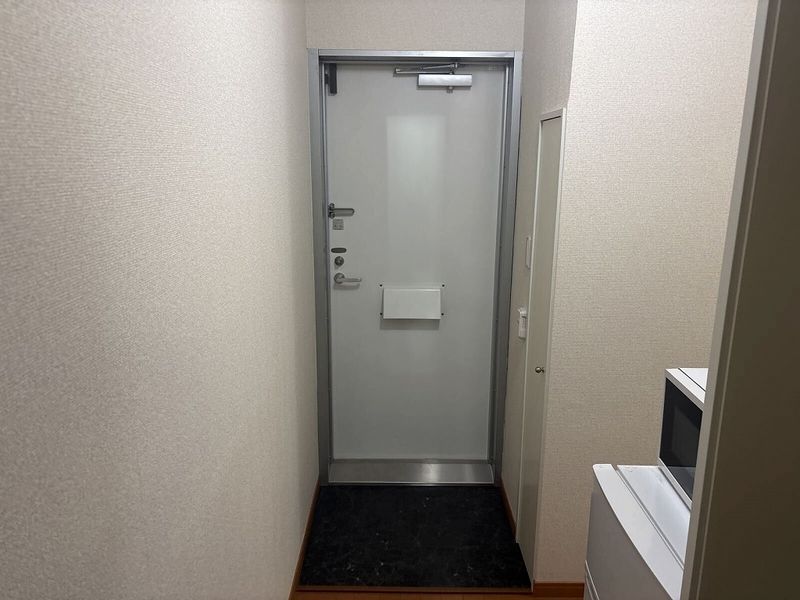 レオパレスＪＩＮ 玄関