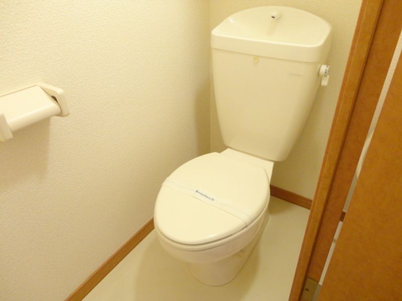 レオパレスロン トイレ