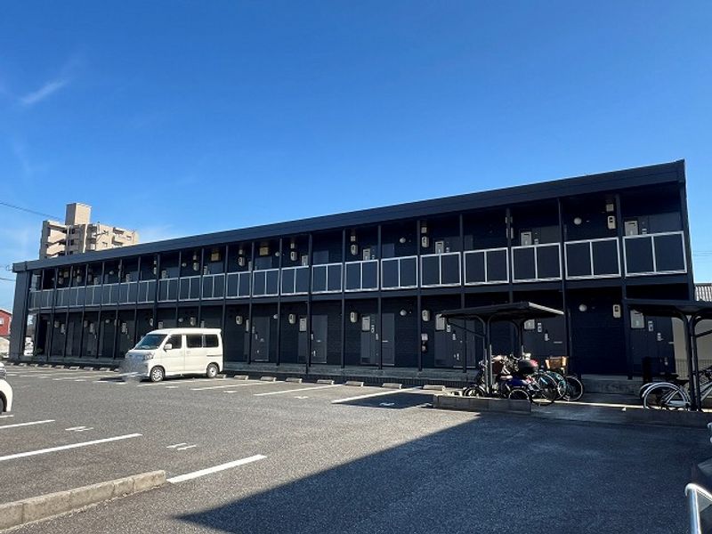 レオパレスプログレス 外観