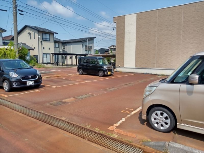 レオネクストシエロアズール 駐車場