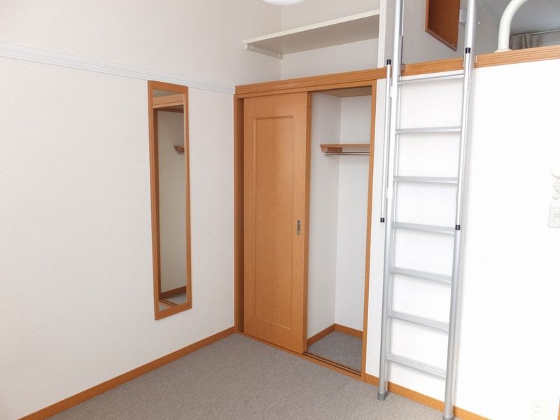 leopalace Nakajima Storage