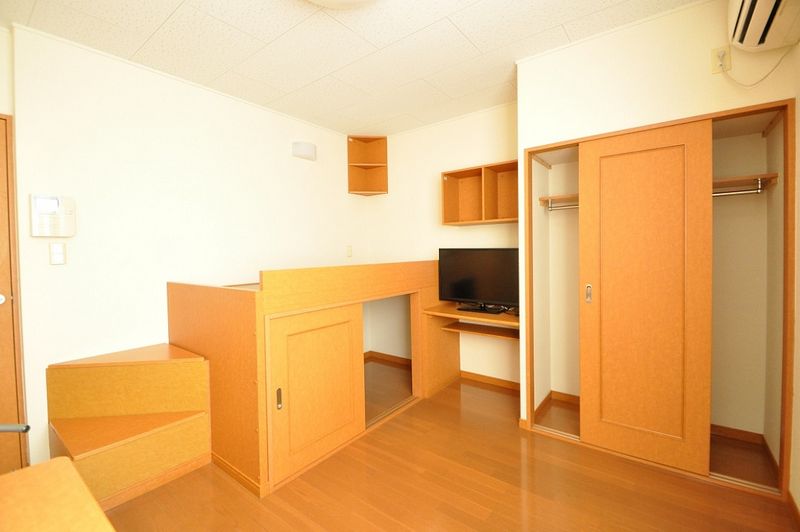 レオパレスアネックス 居間