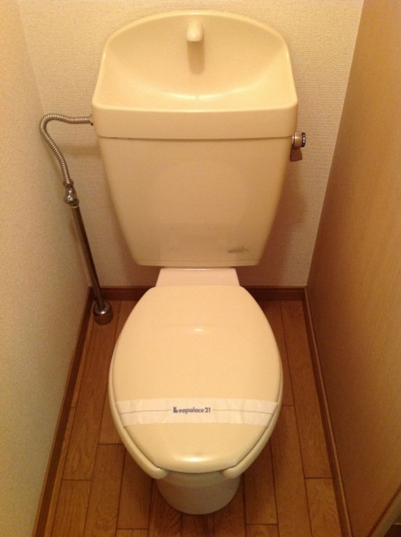 レオパレスリバーシティー トイレ