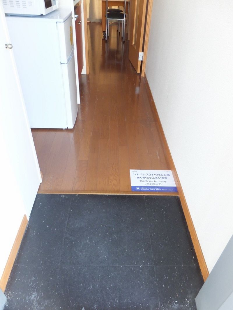 leopalace Sankyo 玄关