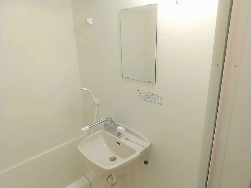 レオパレスＭＡＣＨＩＤＡ 洗面台