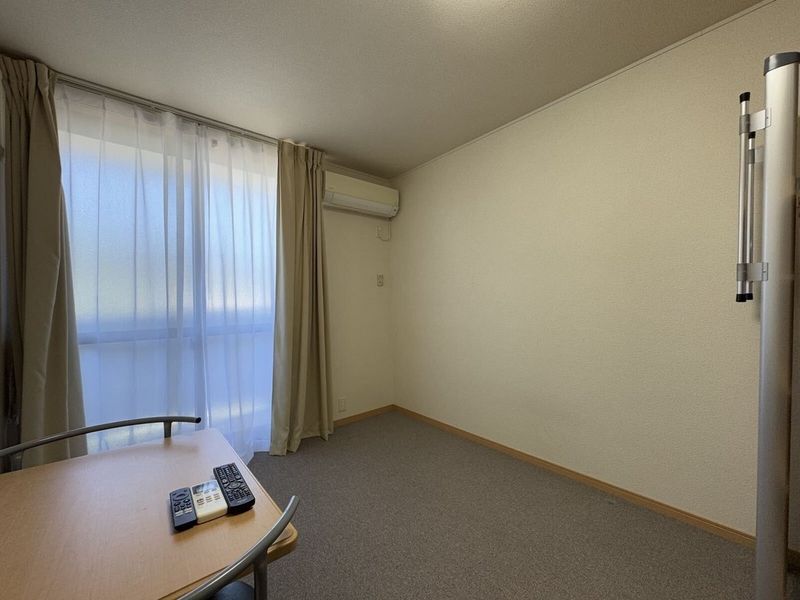 レオパレスフリーデン 居間