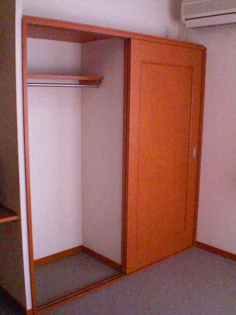 レオパレスルミエールⅢ 収納
