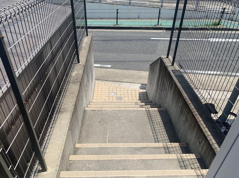 レオネクスト池場 エントランス