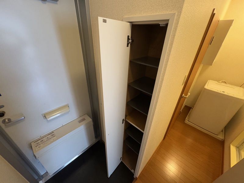 レオパレスラ　レザン その他