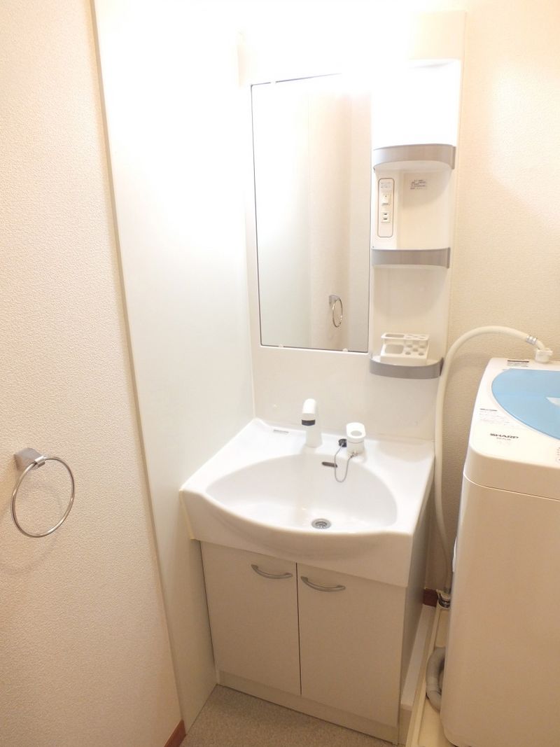 レオパレス未来 洗面所