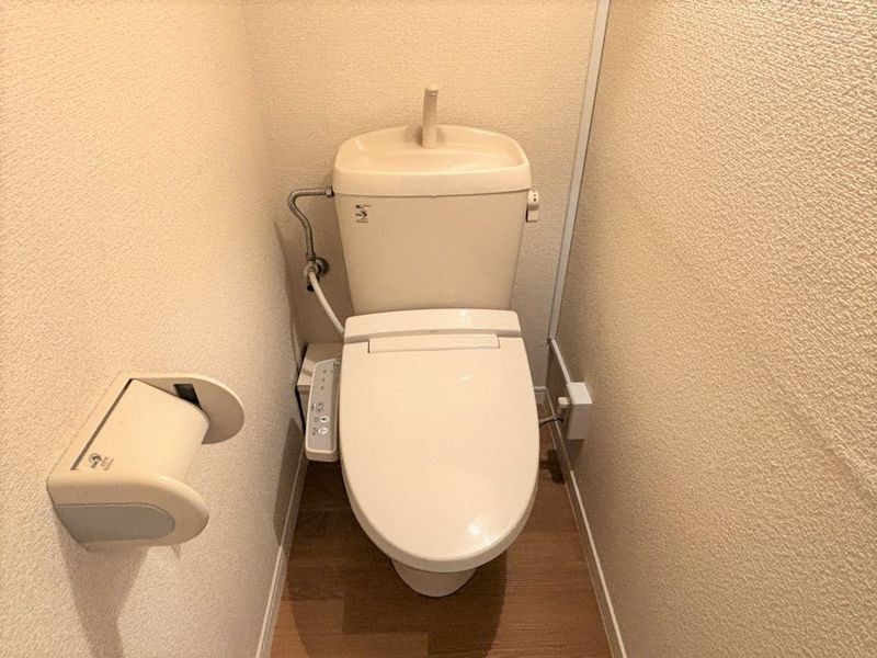 レオパレスまほろば トイレ