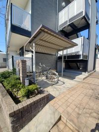 レオパレス丸山本通 undefined