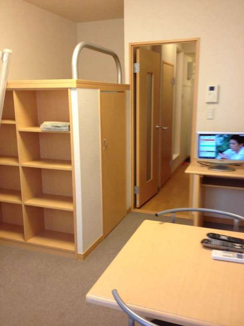 レオパレスセイント東砂 居間