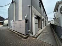 レオパレス紫陽花 エントランス