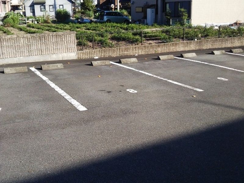 レオパレスＫＫ 駐車場