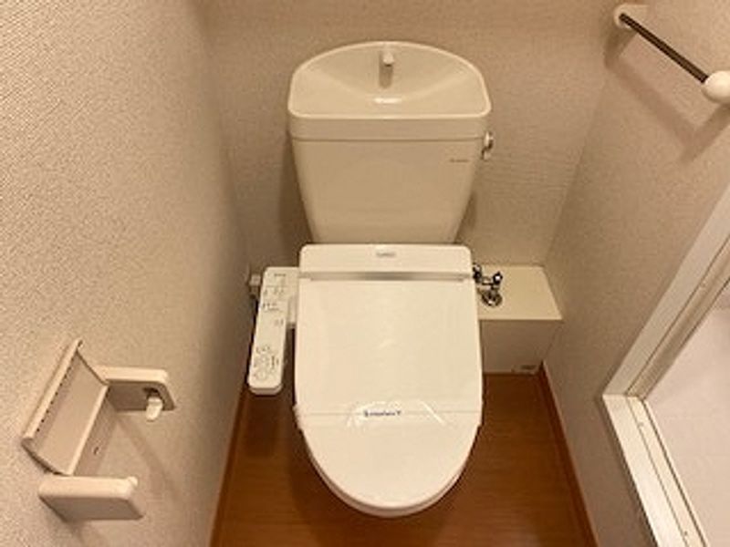 レオパレスパティオ仁川 トイレ