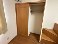 レオパレスラポール 収納