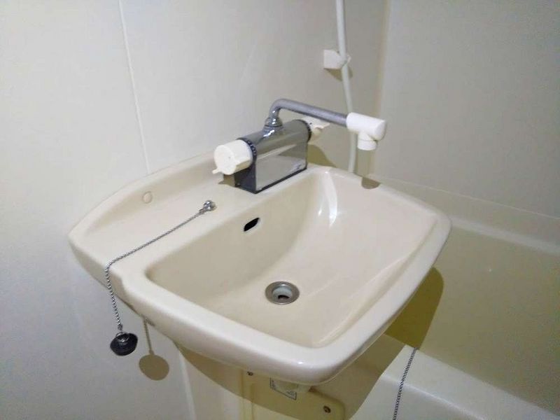 leopalace Lily Bồn rửa mặt