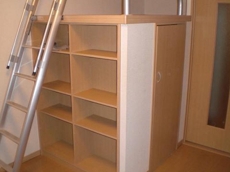 レオパレスヴィラ 収納