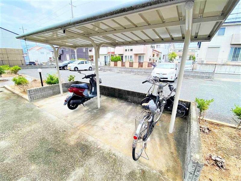 レオパレスラダックＢ 共用部分