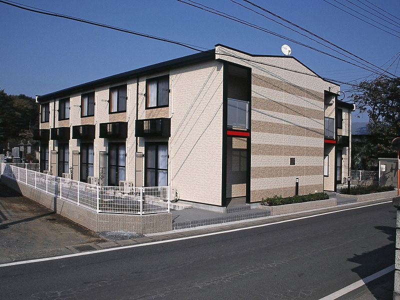 25070 exterior