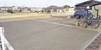 レオネクストＲＥＶＥ 駐車場
