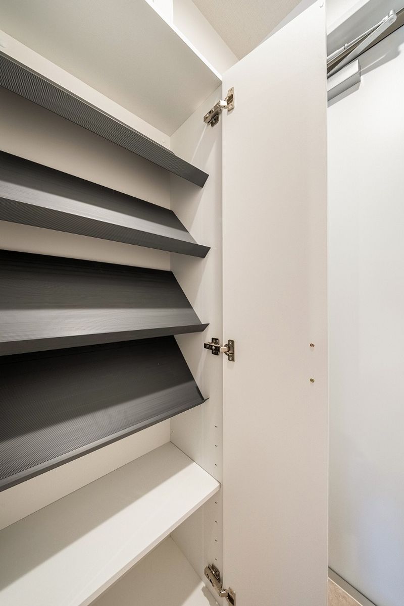 ArLk Ripalisa T Other