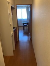 レオパレスまつかぜ 玄関