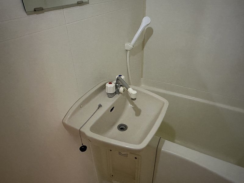 レオパレス御本丸壱番館 風呂