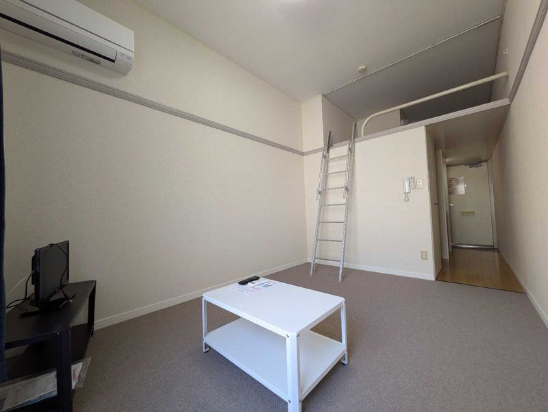 レオパレスＤｒｅａｍ　Ｒｏｏｍ 居間