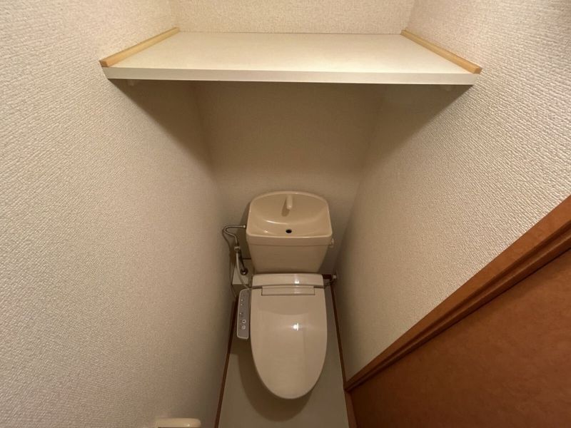 レオパレスブランドール トイレ