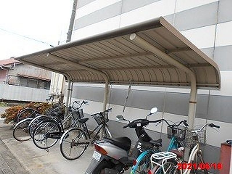 レオパレス花原 共用部分