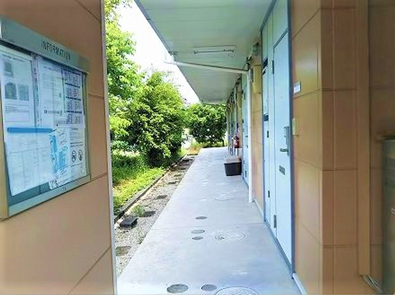 レオパレス東佐賀 エントランス