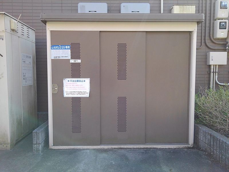 レオパレス新名 共用部分
