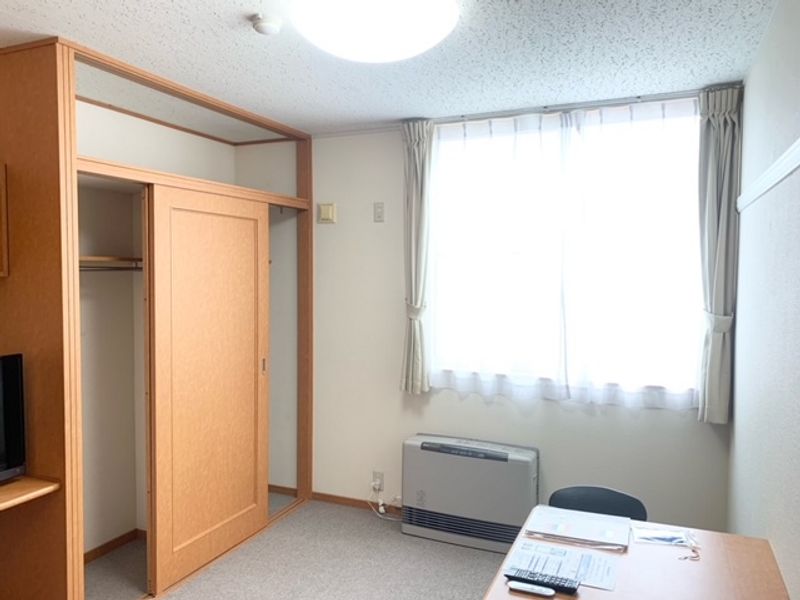 レオパレスａｙｅ．Ⅱ 居間