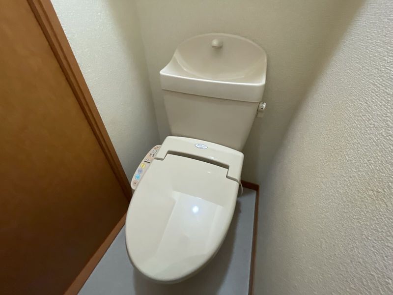 レオパレス前浜 トイレ