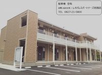 レオネクスト麻里布川 駐車場