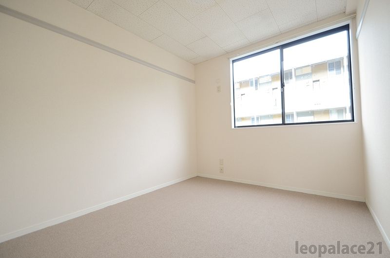 leopalace Quiet Hayama Living room