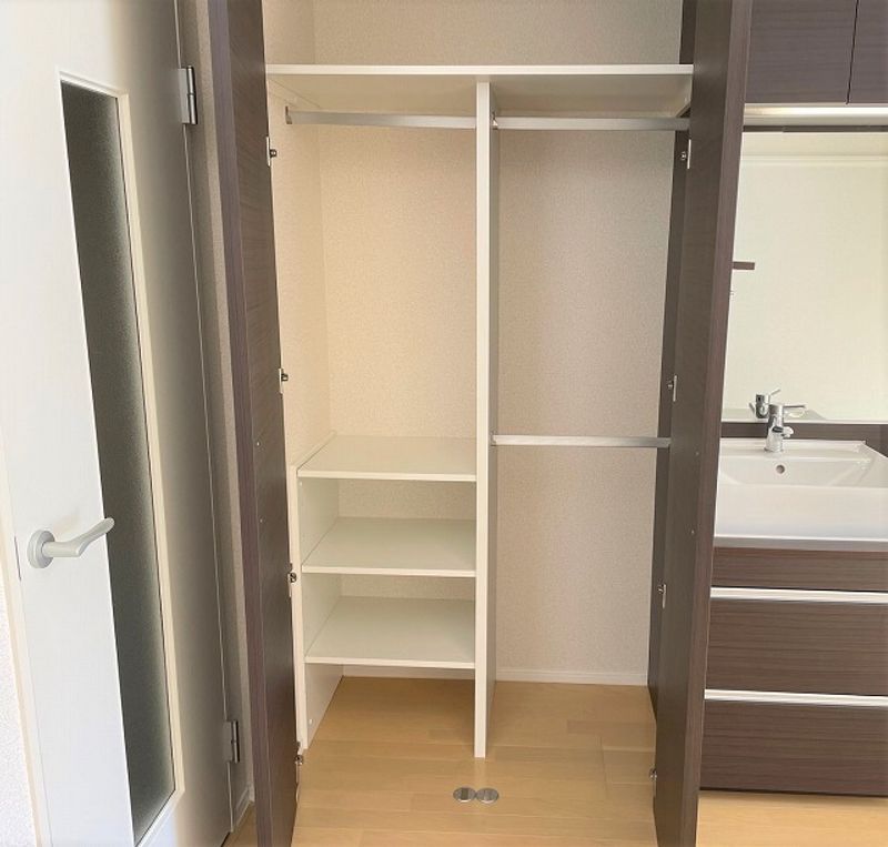 レオネクストコリーナ 収納